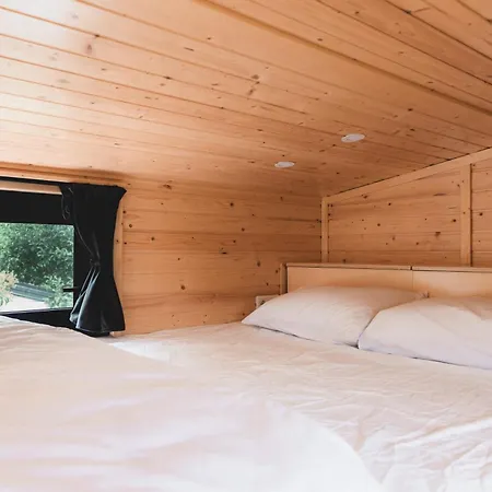 Charm House By Tiny Away Dom wakacyjny *