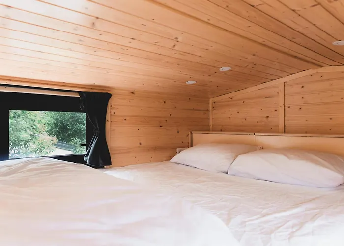 Charm House By Tiny Away Ferienhaus *