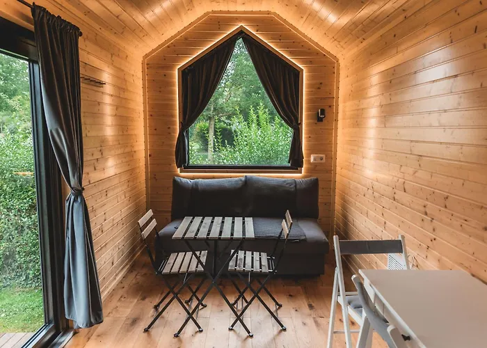 Charm House By Tiny Away * Bessé-sur-Braye